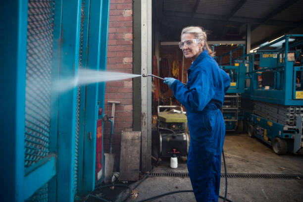 Best Pressure Washing Contractors  in Galesburg, MI